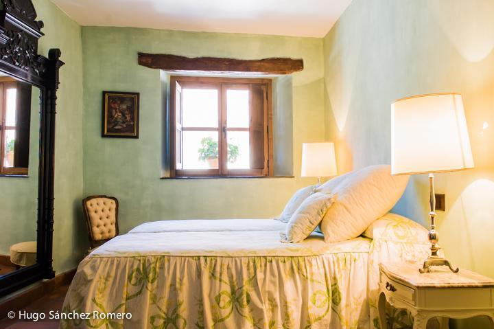 La Casa De San Gil Guest House Atienza Room photo