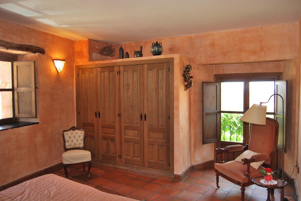 La Casa De San Gil Guest House Atienza Room photo