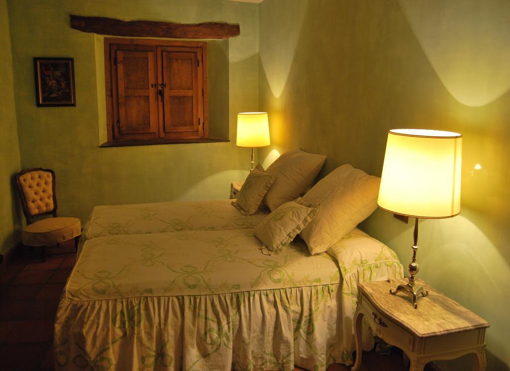 La Casa De San Gil Guest House Atienza Room photo